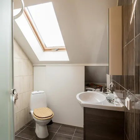 Veerenni31 アパート *