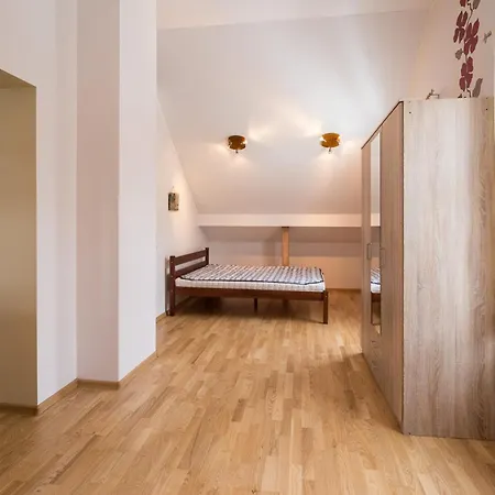 Veerenni31 Apartamento *